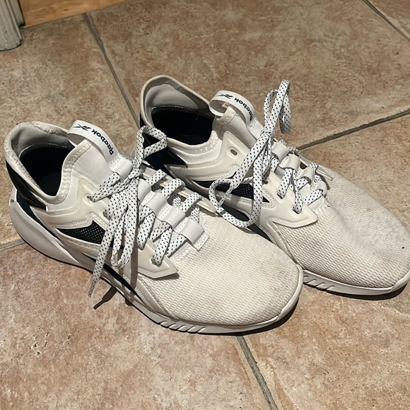 Reebok runners - Picture 1 of 6